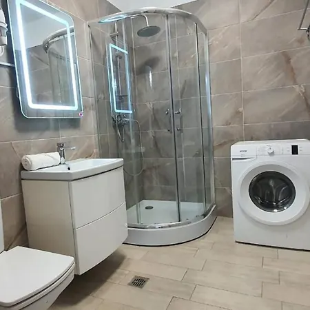 Alezzi Luxury Spa Piscina Incalzita Sauna Parking * Năvodari