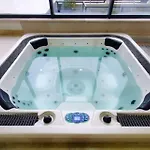 Alezzi Luxury Spa Piscina Incalzita Sauna Parking Апартаменты Нэводари