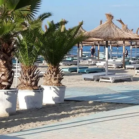 Alezzi Luxury Spa Piscina Incalzita Sauna Parking * Năvodari