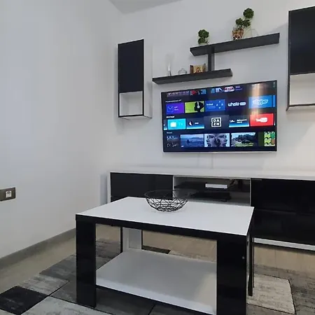 Alezzi Luxury Spa Piscina Incalzita Sauna Parking Apartment
